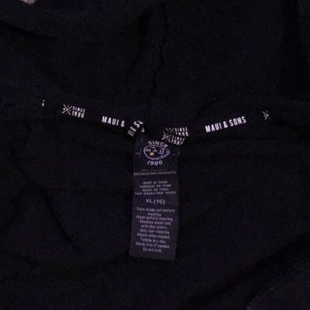 Sweater - Picture 4 of 4